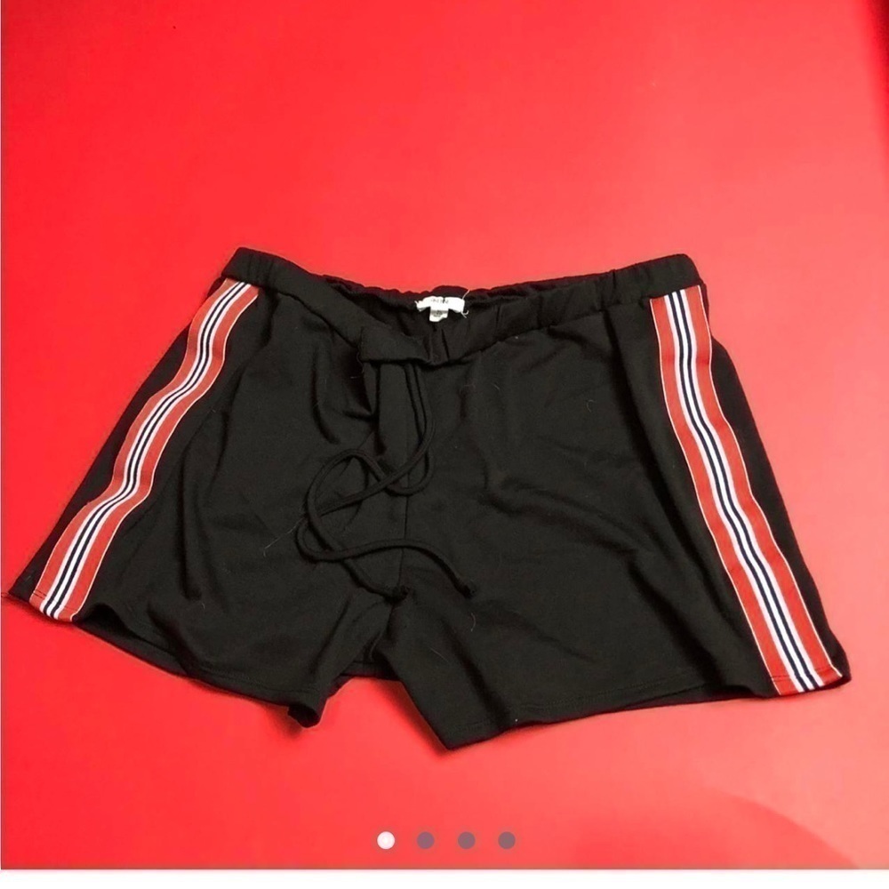 Plus size sports shorts. Cute red and black stripe on each size♥️🖤‌‌‌‌‌‌‌‌‌‌‌‌